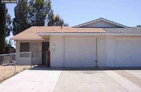 223 E Trident Dr, Pittsburg, CA 94565 photo 1