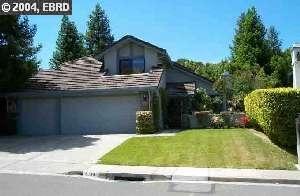 2214 Pheasant Dr, Hercules, CA 94547 photo 1