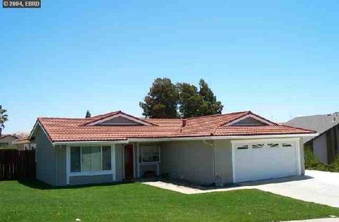 882 Coral Dr, Rodeo, CA 94572 photo 1