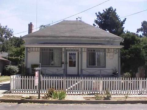 724 Allen St, Martinez, CA 94553 photo 1