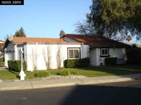 2461 Sequoia Dr, Antioch, CA 94509 photo 1