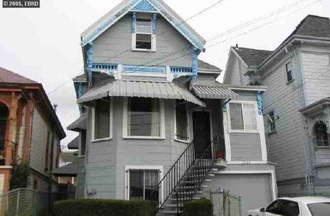 2360 E 19th St, Oakland, CA 94601 photo 1