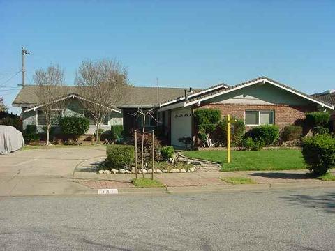 781 Gary St, Gilroy, CA 95020 photo 1