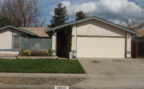 38642 Moore Dr, Fremont, CA 94536 photo 1