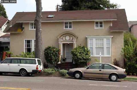 3021 Claremont Ave, Berkeley, CA 94705 photo 1