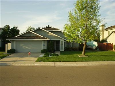 1521 Parkview St, Manteca, CA 95337 photo 1