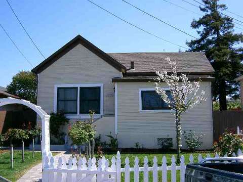 331 Madrone St, Millbrae, CA 94030 photo 1