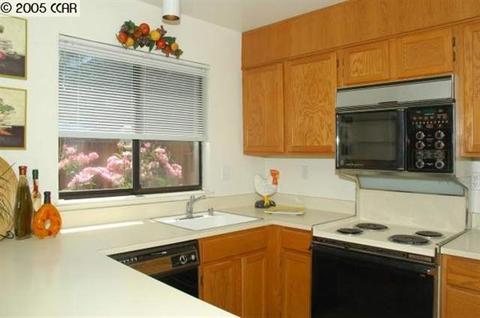 94 Elder Dr #G, Pacheco, CA 94553 photo 1