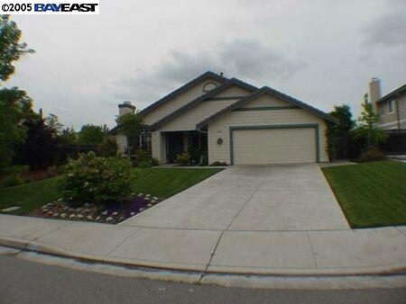 687 Summertree Dr, Livermore, CA 94551 photo 1