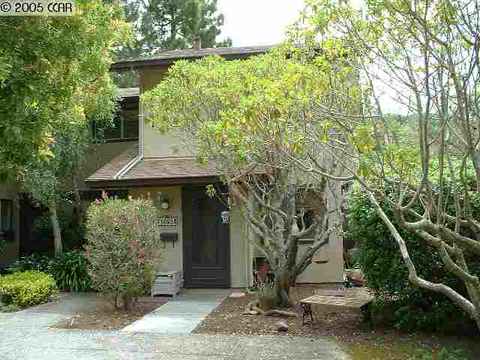 1095 Oddstad Blvd, Pacifica, CA 94044 photo 1