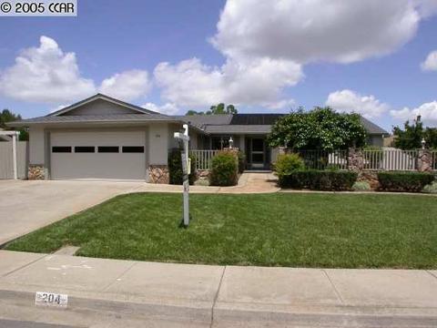 204 Fleming Dr, Clayton, CA 94517 photo 1