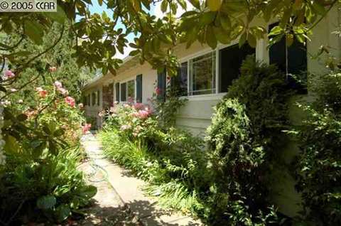 675 Moraga Rd, Moraga, CA 94556 photo 1