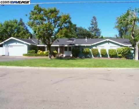 637 Brookside Dr, Danville, CA 94526 photo 1