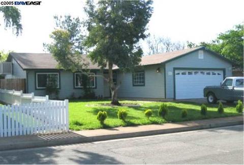 3791 Pegasus Street, Redding, CA 96002 photo 1