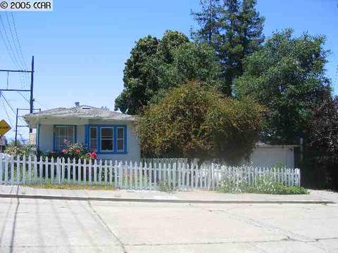 517 Butte St, Vallejo, CA 94590 photo 1
