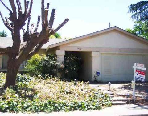 1020 Hampton Dr, Concord, CA 94518 photo 1