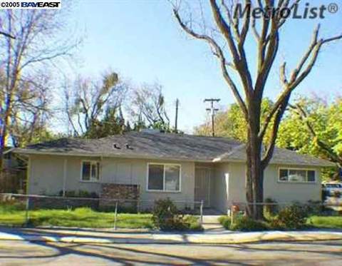 802 Barham Ct, Modesto, CA 95350 photo 1