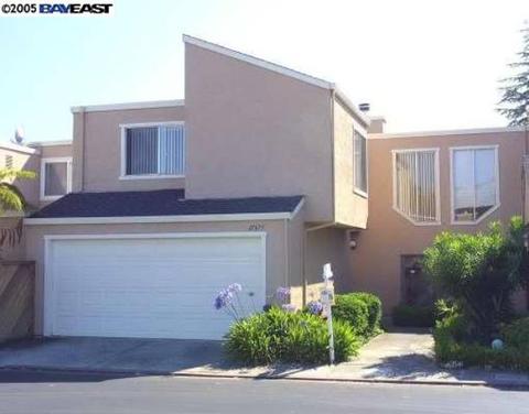 27675 Persimmon Dr, Hayward, CA 94544 photo 1