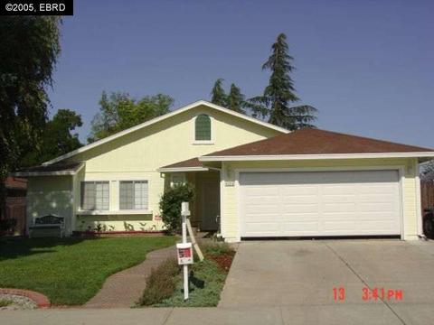4226 Sequoia Dr, Oakley, CA 94561 photo 1
