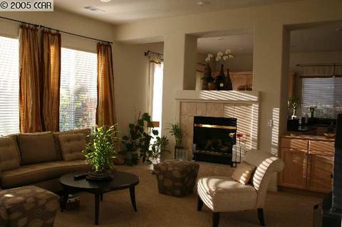 2324 Boreal Dr, Lodi, CA 95242 photo 1