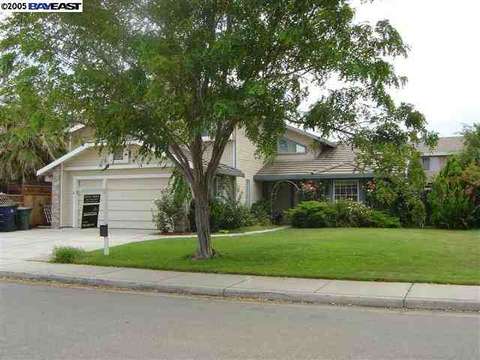2785 Reyes, Tracy, CA 95376 photo 1