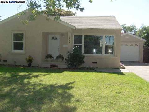 1534 Stetson, Modesto, CA 95350 photo 1