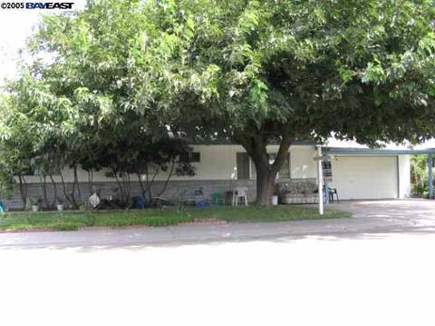 16094 S Julie Ln, Lathrop, CA 95330 photo 1