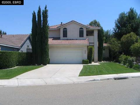 380 Morris Phelps Dr, Tracy, CA 95376 photo 1