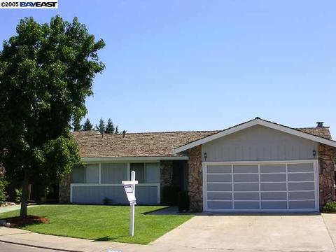 3904 Hillsboro Ct, Modesto, CA 95356 photo 1
