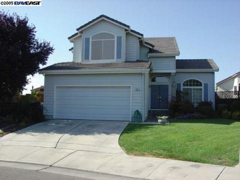 201 King Arthur Ct, Tracy, CA 95376 photo 1
