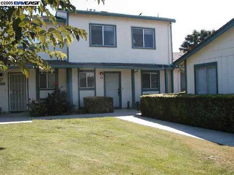 525 E Peerless Way #13, Tracy, CA 95376 photo 1