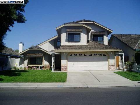 2013 Stracker Way, Modesto, CA 95350 photo 1