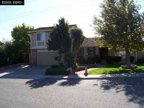 2425 Candlestick Dr, Antioch, CA 94509 photo 1
