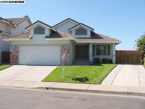 2149 Rain Drop Cir, Pittsburg, CA 94565 photo 1