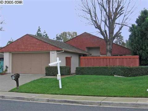 2221 Lynbrook Dr, Pittsburg, CA 94565 photo 1