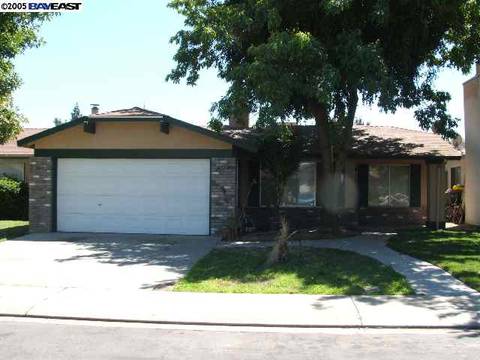 4024 Goldust Dr, Modesto, CA 95355 photo 1