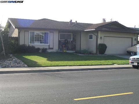 7108 York Dr, Dublin, CA 94568 photo 1