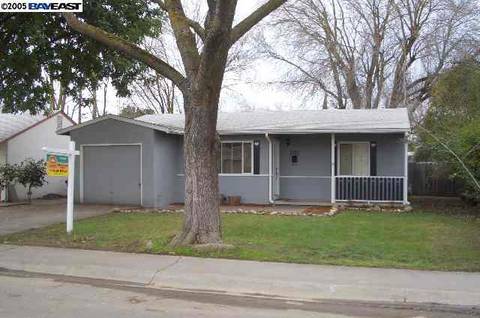 1301 Wilson Ave, Tracy, CA 95376 photo 1