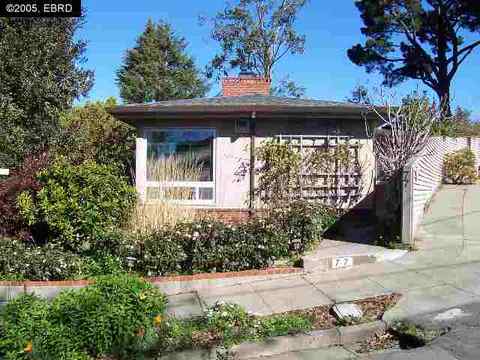 77 Vine Ave, Richmond, CA 94801 photo 1