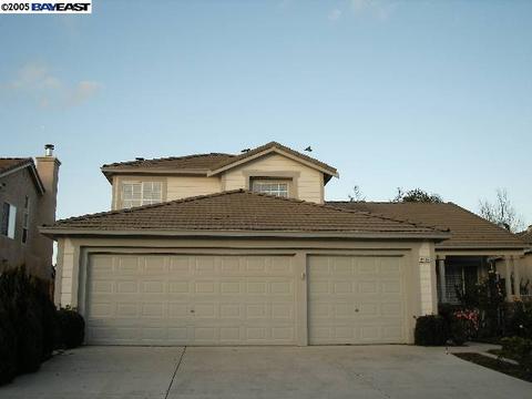 2109 Lara Ln, Tracy, CA 95377 photo 1