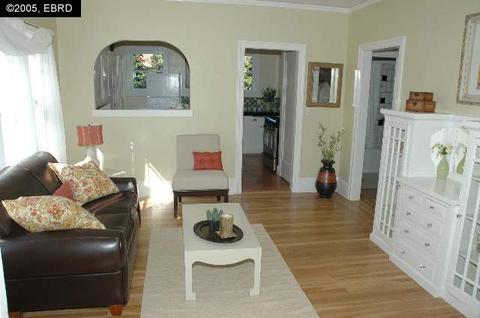 596 55th St, Oakland, CA 94609 photo 1