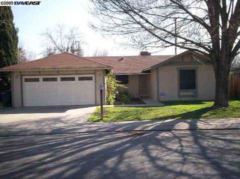 400 Tennyson, Modesto, CA 95351 photo 1