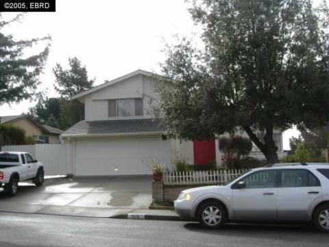 908 Sandy Cove Dr, Rodeo, CA 94572 photo 1