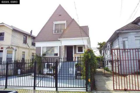 2229 E 15th St, Oakland, CA 94606 photo 1