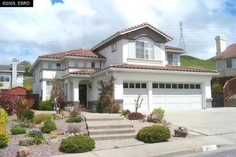 211 Montego Dr, Hercules, CA 94547 photo 1