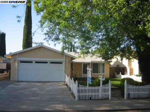 1425 Cypress Dr, Tracy, CA 95376 photo 1