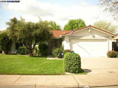 2805 Poppypatch Dr, Modesto, CA 95354 photo 1