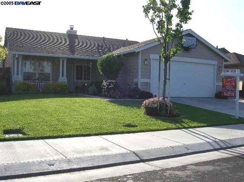 13709 Flagstone St, Lathrop, CA 95330 photo 1