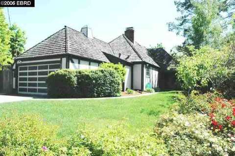 1000 Sanders Dr, Moraga, CA 94556 photo 1