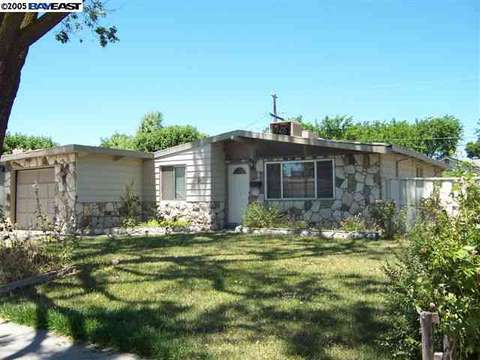 237 W 21st St, Tracy, CA 95376 photo 1